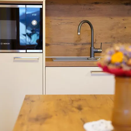 Metropolitana's Zois *