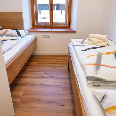 Metropolitana's Zois * Bohinj