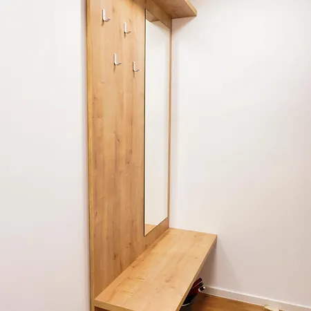 Metropolitana's Zois Apartamento *