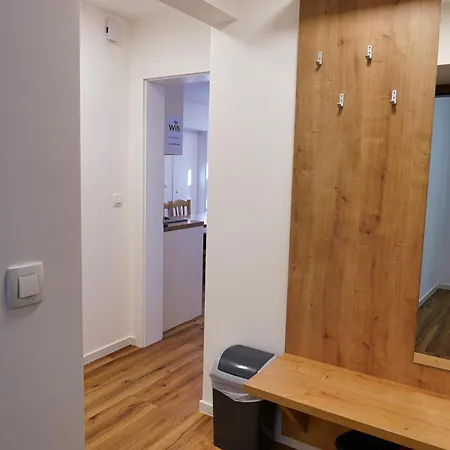 Metropolitana's Zois Bohinj