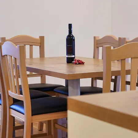 Metropolitana's Zois