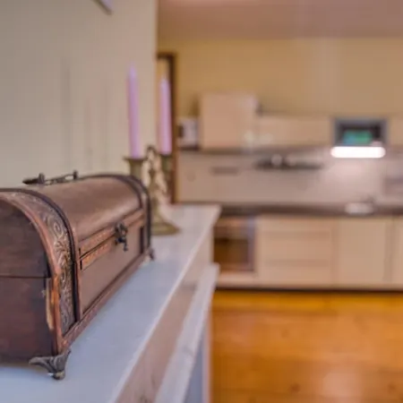Apartman Metropolitana's Zois