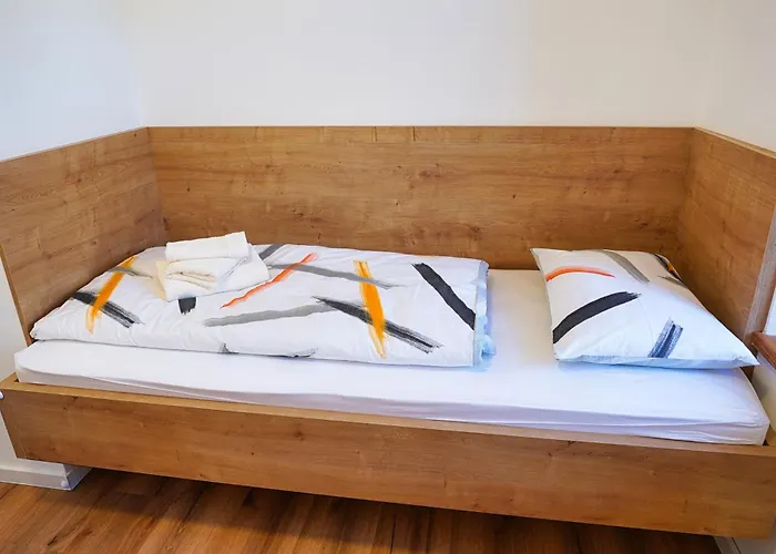 Metropolitana's Zois 公寓 *