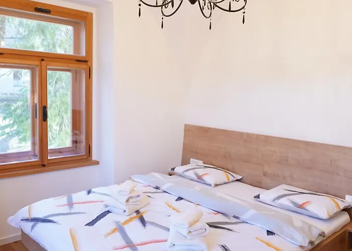 Metropolitana's Zois Apartma