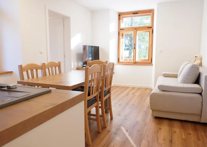 Metropolitana's Zois Apartma