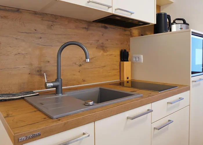 Metropolitana's Zois Apartma *