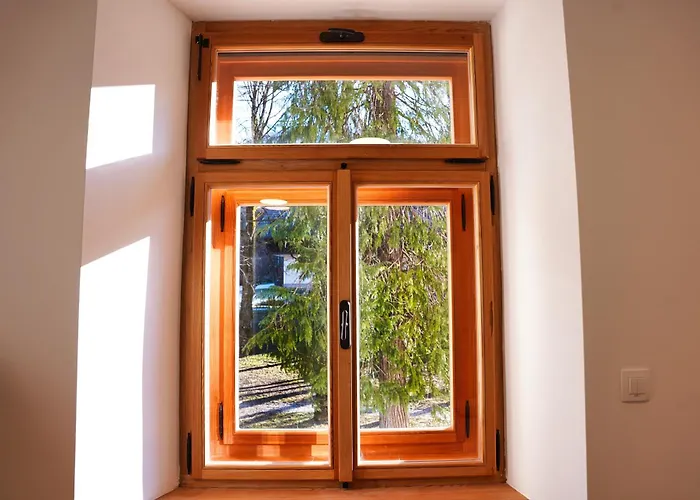 Metropolitana's Zois Apartma